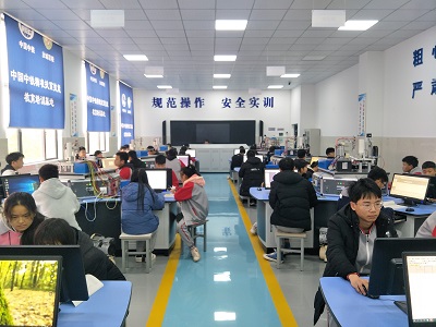 实训室三